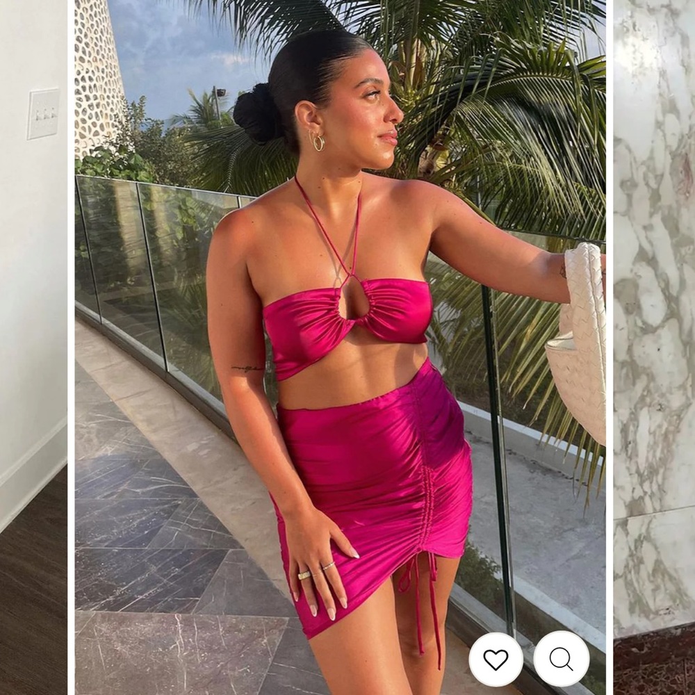 12th Tribe St. Barths Fushia Set - Crop top and skirt